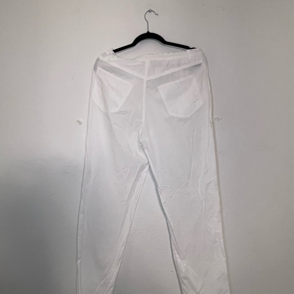 Calvin Klein - Picture 4 of 7